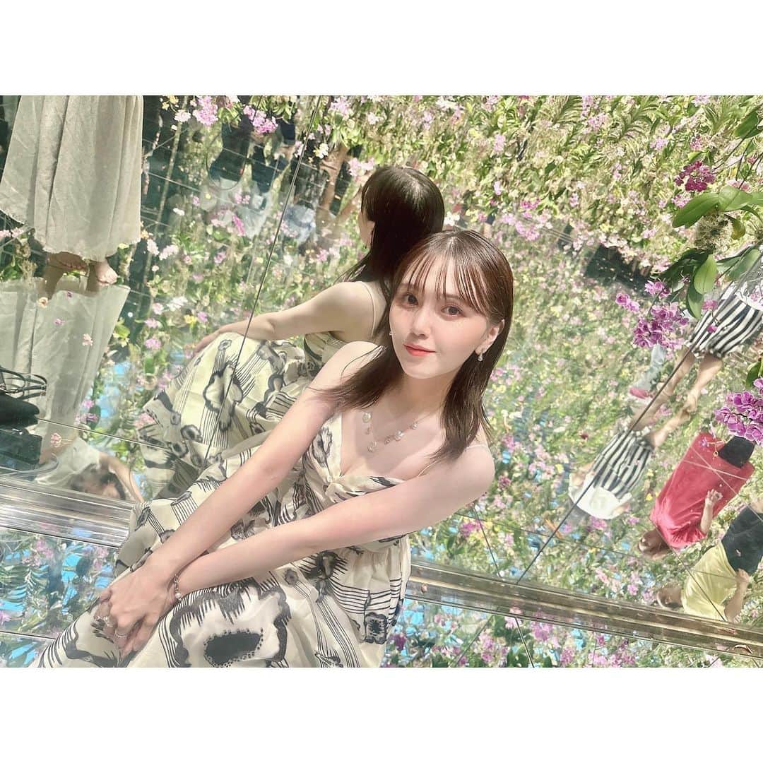 鬼頭明里さんのインスタグラム写真 - (鬼頭明里Instagram)「💐✨」9月1日 23時05分 - akarikito1016