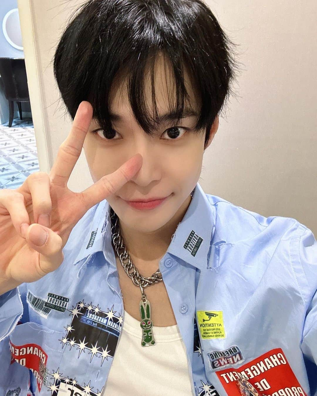 NCTさんのインスタグラム写真 - (NCTInstagram)「#DOYOUNG 👖🐰  #NCT #NCTU #BaggyJeans #NCTU_BaggyJeans #GoldenAge #NCT_GoldenAge #NCT127 #NCTDREAM #WayV #NCT_DOJAEJUNG #뮤직뱅크」9月1日 23時52分 - nct