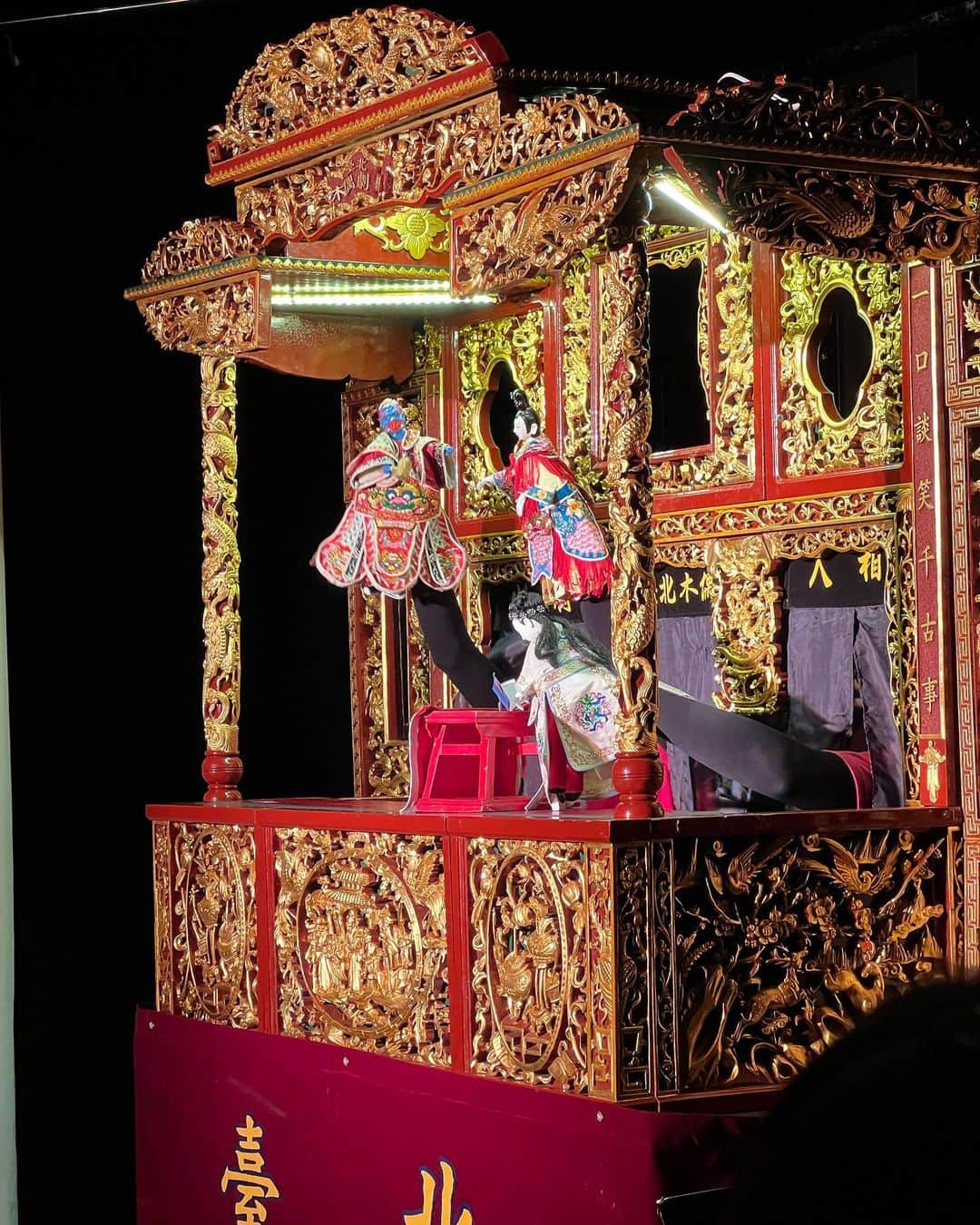 松谷優輝さんのインスタグラム写真 - (松谷優輝Instagram)「以前行った台湾の人形劇 台湾語はわからないけど字幕もあって面白く新鮮でした  #人形劇  #たいわん」9月2日 2時12分 - matsuyayuuki_official