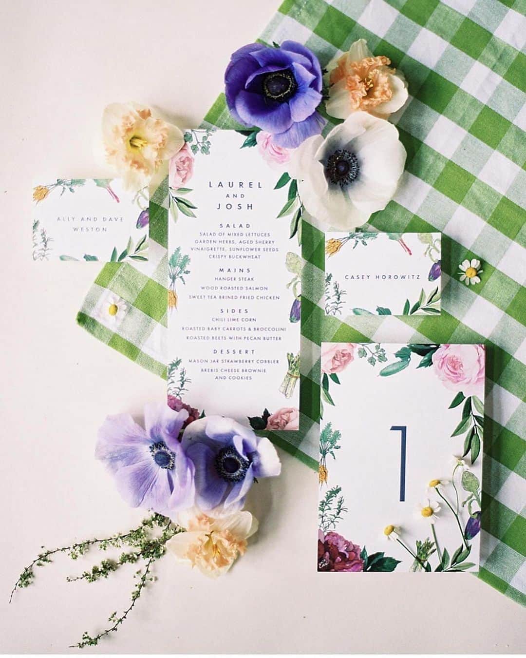 Ceci Johnsonのインスタグラム：「Last call for summer 💚🤍🩷  A welcome party of the season. One of our favorite escort card displays for a garden and bloom welcome party, the perfect summer theme.   Within the abundance of fresh flowers and garden vegetables, we designed coordinating seating cards, table signs, and menus that was just featured in @ellejapan June issue for  trending escort displays. Loved working on this with you  @jenniferlaraia 🌸  Planning & Design: @jenniferlaraia  Floral Design: @floressenceflowers  Escort cards, table signs and menus designs: @cecinewyork  Photography: @nataliewatson @ashley_nataliewatson   #summerwedding  #weddingstationery  #floraldesign  #escortcards  #custommenu  #weddingwelcome  #weddingdecor  #bespokedesign  #customstationery  #cecinewyork」