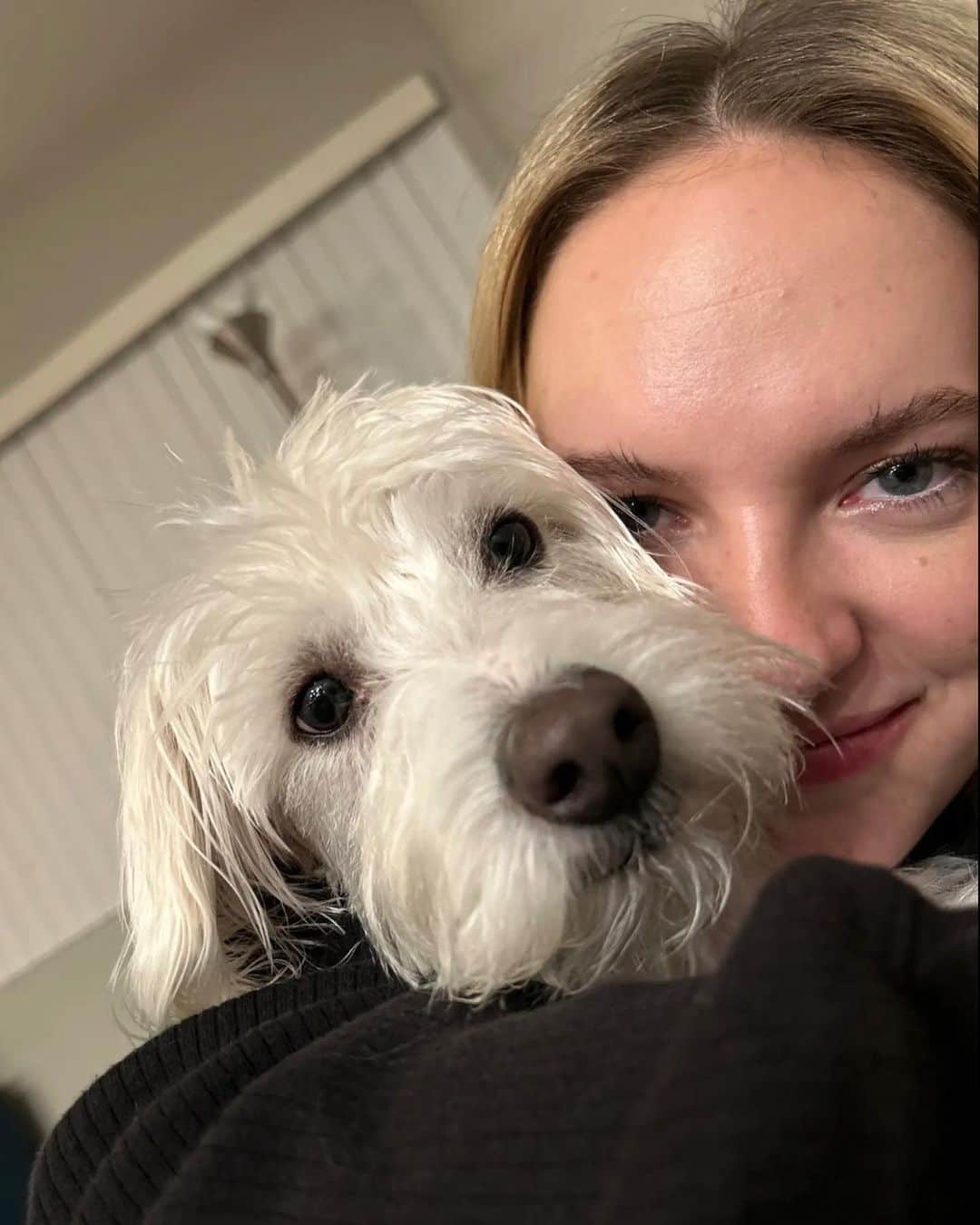 Addison Moffettのインスタグラム：「Pictures that make my smile」