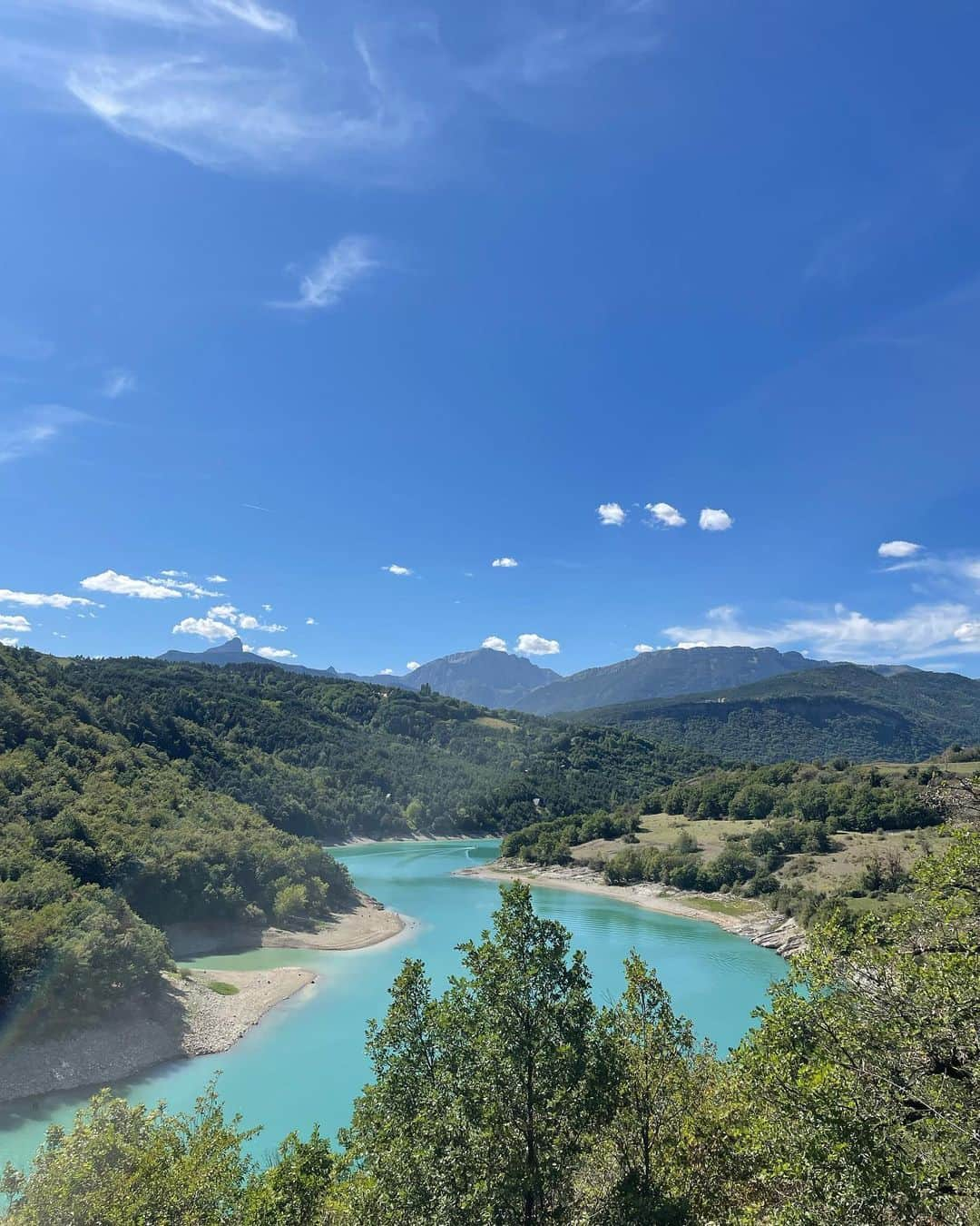 マチルド・グロさんのインスタグラム写真 - (マチルド・グロInstagram)「Perfect day ☀️ - Passerelle du Drac 📍 Always full @adidasparis 🫶🏻 • • #mountains #beautifullandscape #perfectday」9月2日 3時23分 - gros_mathilde