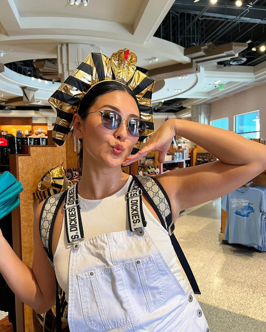 矢吹春奈のインスタグラム：「ユニバLA 🥳✨With Erie 2023.8.31 #universalstudios #Mummy」