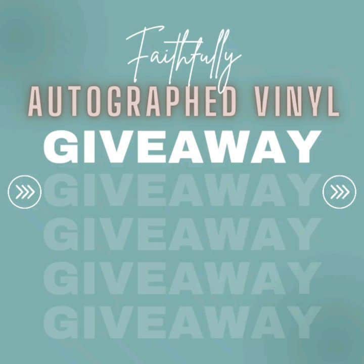 フェイス・エヴァンスのインスタグラム：「🚨 Giveaway Alert 🚨  Team Fizzy! I'm giving away autographed vinyls of my 'Faithfully' album!  How to participate:  ✅ Swipe left for contest questions ✅ Follow my official fanpage @fortheloveoffizzy ✅ Comment your answers to the 3 questions below   Winners will be drawn at random on Tuesday 9/5 ET at noon and notified via DM!  Love yall and good luck!」