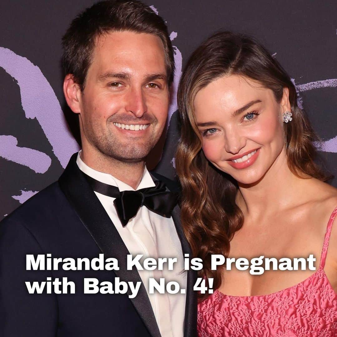 Just Jaredさんのインスタグラム写真 - (Just JaredInstagram)「Miranda Kerr has announced that she is pregnant with baby No. 4! This will be her third child with husband Evan Spiegel. She and ex Orlando Bloom share 12-year-old son Flynn. Tap this photo in the LINK IN BIO fore more details! #MirandaKerr #EvanSpiegel Photo: Getty」9月2日 4時59分 - justjared