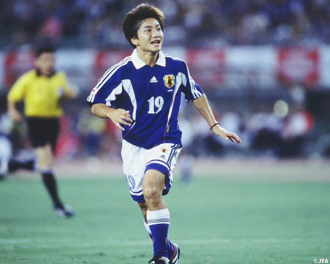 日本サッカー協会さんのインスタグラム写真 - (日本サッカー協会Instagram)「. 【#𝐎𝐧𝐓𝐡𝐢𝐬𝐃𝐚𝐲】2000.9.2🔙 🏆国際親善試合 🏟長居スタジアム  🇯🇵#U23日本代表 6-0 U-23クウェート代表🇰🇼 ⚽️47' 83' #中村俊輔 ⚽️74' 85' #吉原宏太  ⚽️76'  #稲本潤一 ⚽️89'  #平瀬智行   #夢への勇気を #jfa #daihyo #サッカー日本代表 #サッカー #soccer #football #⚽」9月2日 10時54分 - japanfootballassociation