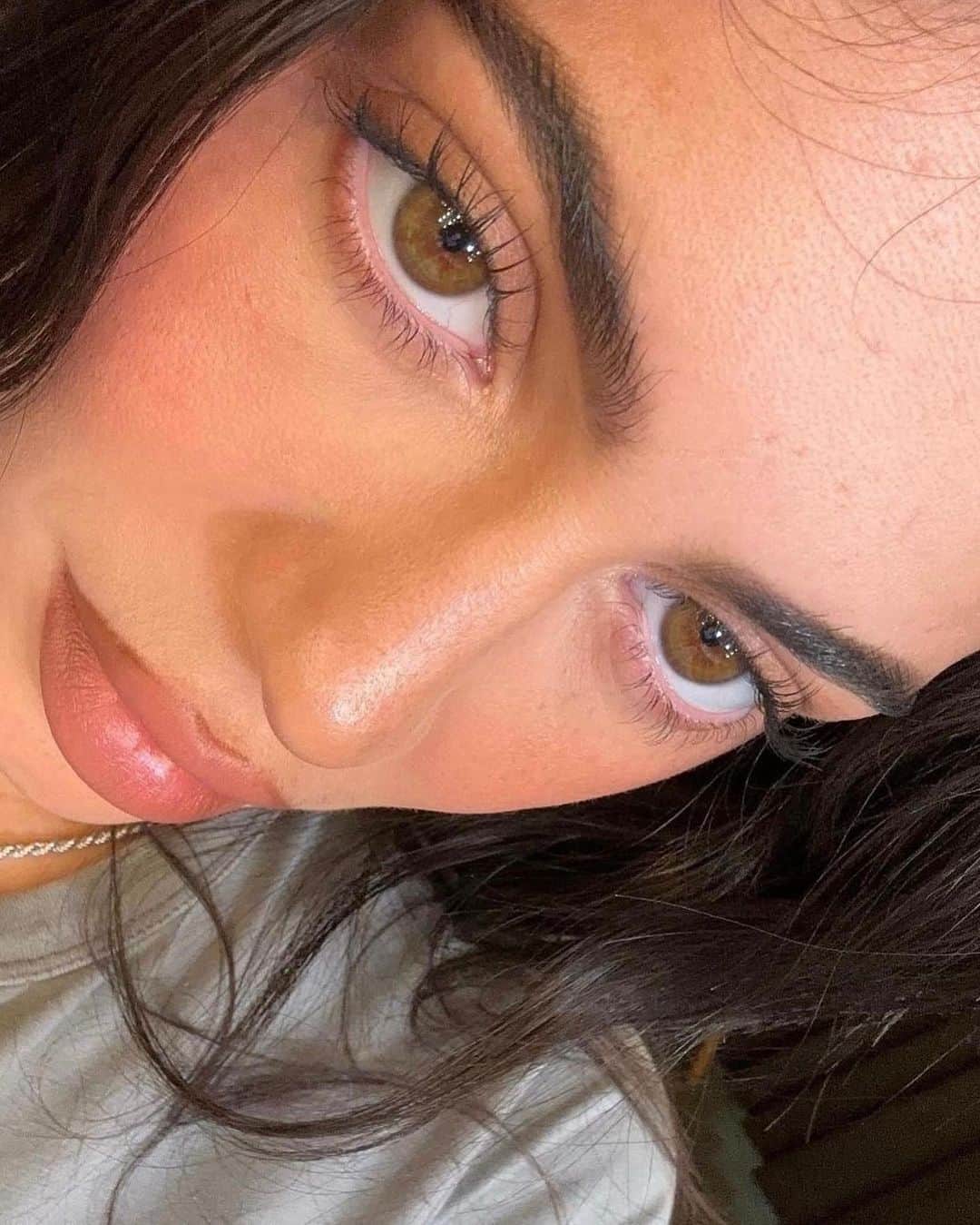 Kylie Cosmeticsさんのインスタグラム写真 - (Kylie CosmeticsInstagram)「our annual Labor Day buy one, get one FREE sale is here 💋 grab all your favorite shades now exclusively on our site」9月2日 6時06分 - kyliecosmetics
