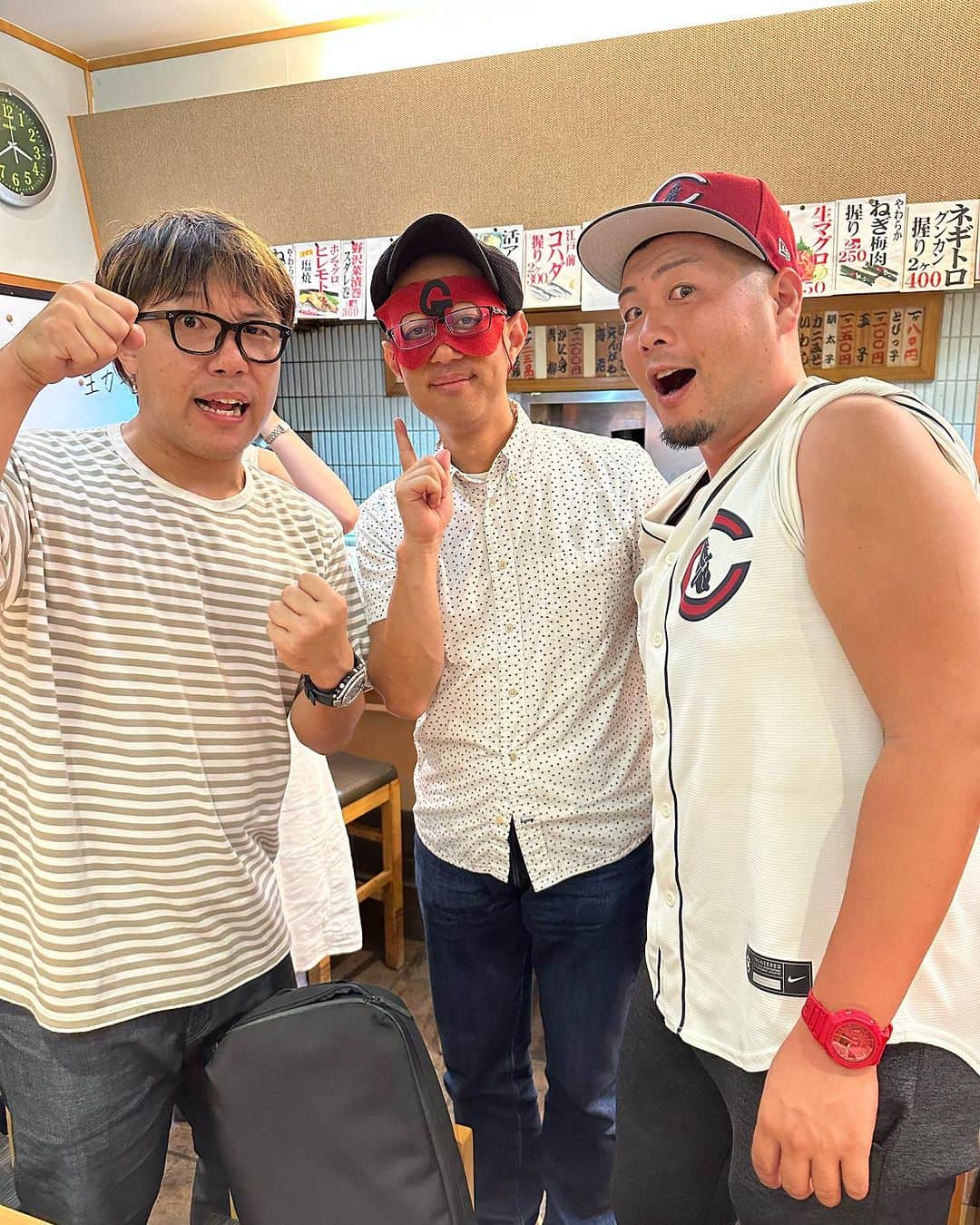 ゲッターズ飯田さんのインスタグラム写真 - (ゲッターズ飯田Instagram)「昨夜占わせてもらった方々。ありがとうございます。」9月2日 8時29分 - iidanobutaka