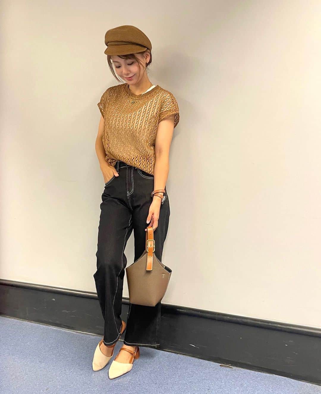のインスタグラム：「#TGC へ💕  そしてこの日のコーデは 全身 #SHEIN  @shein_japan ✨ トップスとパンツは #DAZY ☺️  ✔︎パンツ DAZY ハイウェストジーンズ(商品ID 5221177) ✔︎トップス DAZY バットウイングスリーブトップス(商品ID 14714907) ✔︎アクセサリー MOTF レイヤードネックレス(商品ID 3160235) ✔︎バッグ ライチグレインスパンクデコレーション(商品ID 11110877) ✔︎パンプス (商品ID 10022599)  SHEINのステージでは可愛いモデルさん達が Dazyのお洋服でランウェイを歩いてて👗 またDazyチェックしなきゃ💗  お得なクーポンコードも載せとくよ💡 お買い物する時はぜひ使ってみて！！！ クーポンコード名:DAZYTGC  期間：23/9/2~23/10/31  割引率：0〜5999円 15%オフ，6,000円以上20%オフ  @Shein_japan @Shein_official #Dazy #FRIFUL #TGC23AWwithSHEIN #TGC23AW」