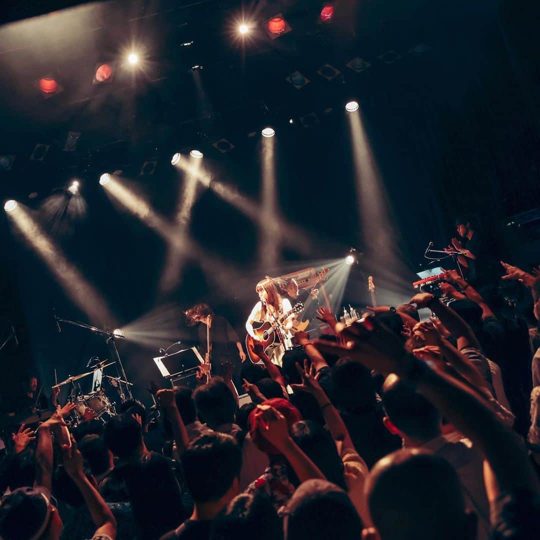 みゆなのインスタグラム：「✳︎ Digital Live Album✳︎ 『みゆな ONEMAN LIVE 2023 ー笑ってー』  　　　　　　9/6 release  Key. Keisaku Nakamura Gt. Tetsu Kinoshita Dr. Takashi Kashikura Ba.Shige Murata」