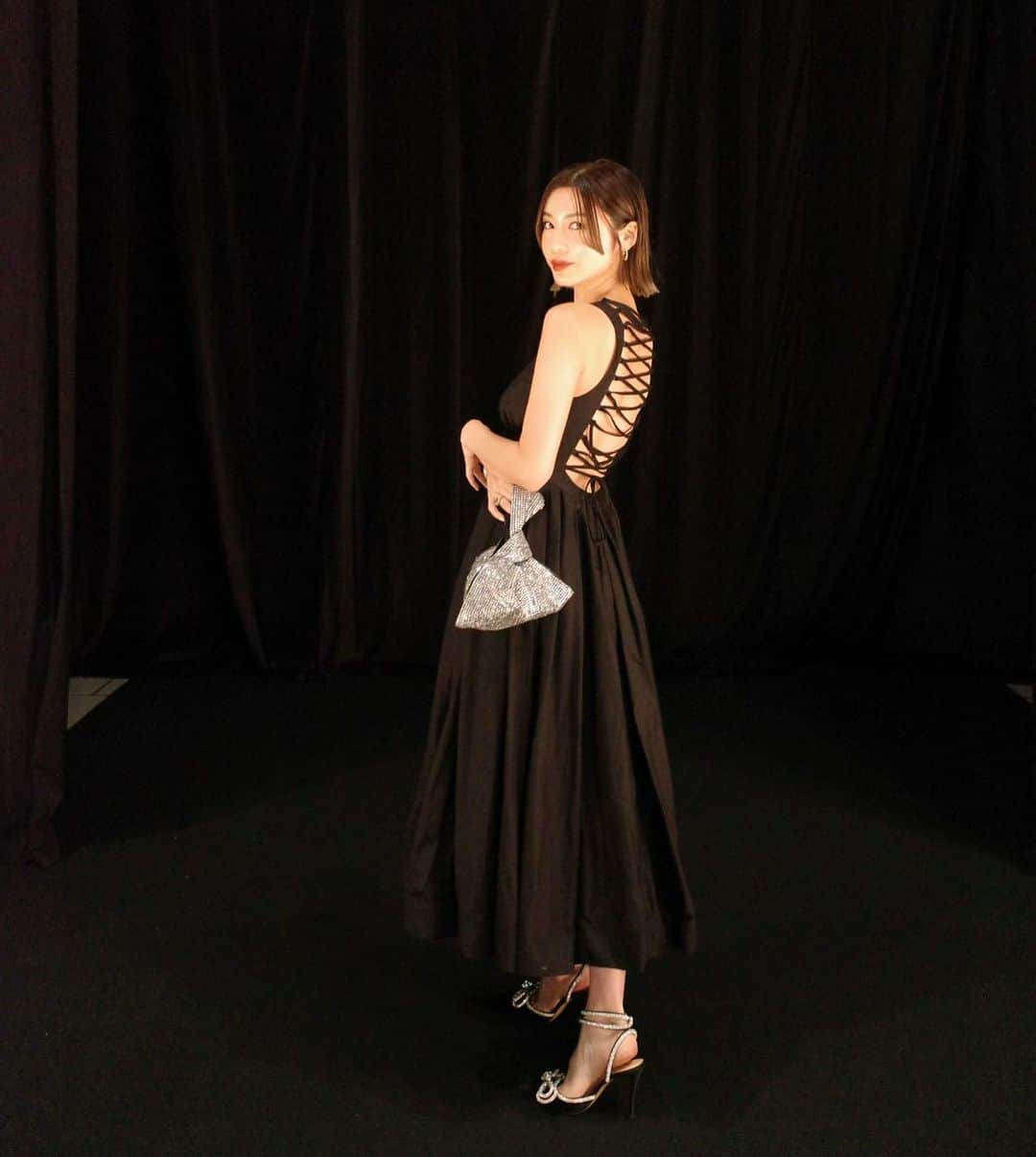 のインスタグラム：「私はゴルフ下手っぴですw かっこいいショーでした🏌️‍♀️⛳️ 1PIU1UGUALE3 GOLF spring summer 2024 @1piu1uguale3_golf」
