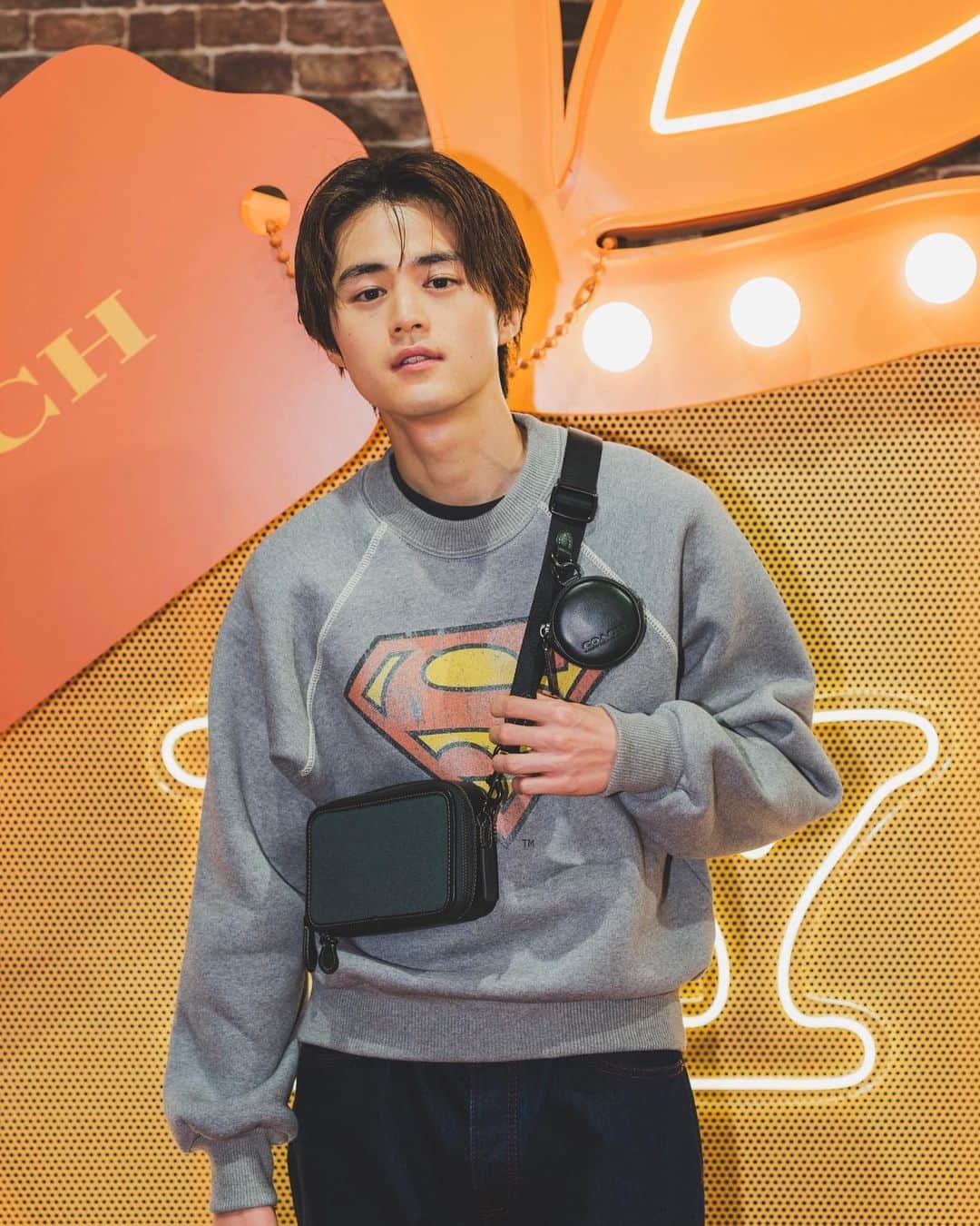 のインスタグラム：「ラテアートを楽しめるカフェスペースもあり、素敵な空間でした〜🗽  #コーチシャイン #WearYourShine #CoachJapan　 @coach_japan @coach」