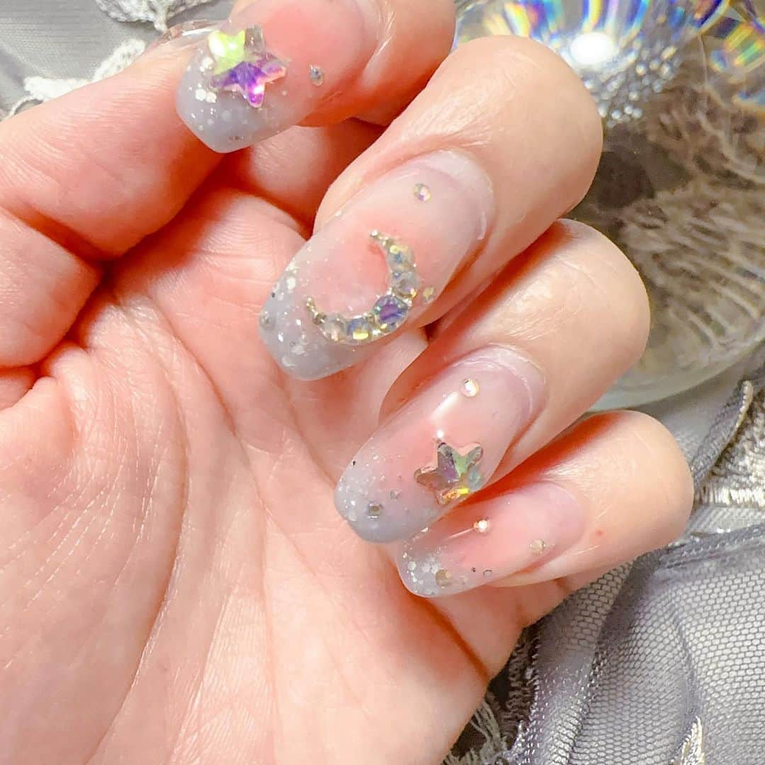 谷口夢奈さんのインスタグラム写真 - (谷口夢奈Instagram)「💅 ⁡ ⁡ ピンクもブルーも入れたかった 強欲カラーネイル🩷🩵 ⁡ ⁡ ⁡ #ネイル #ワンホンネイル #ピンクネイル #ブルーネイル #ちゅるちゅるネイル #nail #pinknail #bluenail #네일」9月2日 18時00分 - yuna_tani