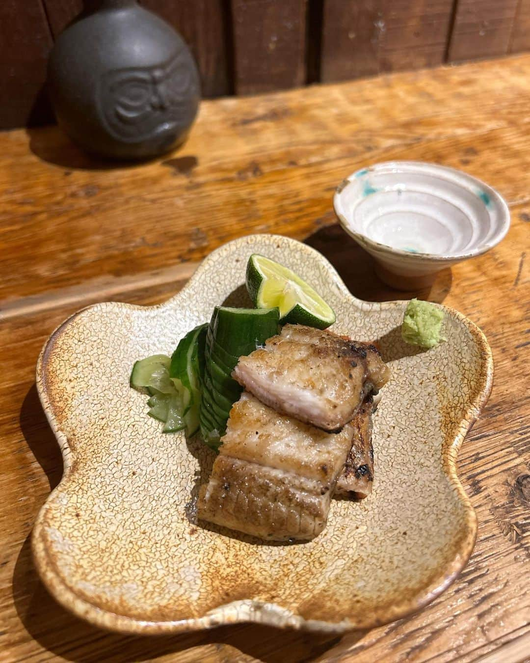 藤野結衣さんのインスタグラム写真 - (藤野結衣Instagram)「少し前の 念願のとだかさん🐟🍶  旬の食材盛り沢山 締めの🥝大福まで全て美味しくて胃袋大大満足でした🫶  お父さんとなんかロマンチックやな〜って言いながら 次は家族で2年後の予約♡👨‍👩‍👧‍👧 楽しみに覚えとこーっと。 . . . . #食堂とだか #五反田グルメ #グルメ女子 #食堂とだか五反田 #家族day #グルメスタグラム」9月2日 11時25分 - yui_fujino