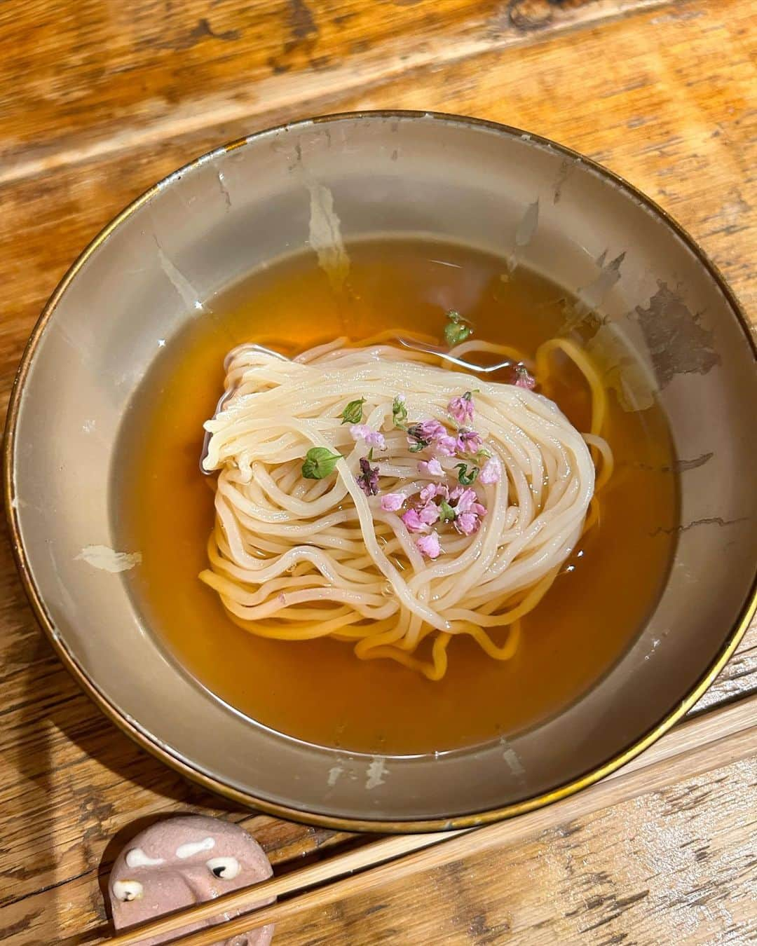 藤野結衣さんのインスタグラム写真 - (藤野結衣Instagram)「少し前の 念願のとだかさん🐟🍶  旬の食材盛り沢山 締めの🥝大福まで全て美味しくて胃袋大大満足でした🫶  お父さんとなんかロマンチックやな〜って言いながら 次は家族で2年後の予約♡👨‍👩‍👧‍👧 楽しみに覚えとこーっと。 . . . . #食堂とだか #五反田グルメ #グルメ女子 #食堂とだか五反田 #家族day #グルメスタグラム」9月2日 11時25分 - yui_fujino