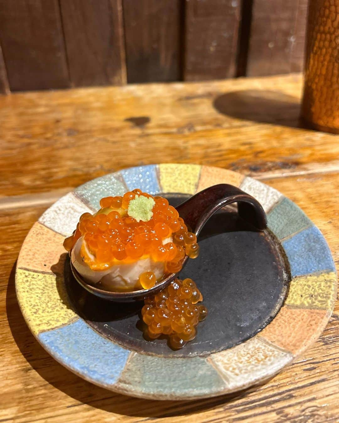 藤野結衣のインスタグラム：「少し前の 念願のとだかさん🐟🍶  旬の食材盛り沢山 締めの🥝大福まで全て美味しくて胃袋大大満足でした🫶  お父さんとなんかロマンチックやな〜って言いながら 次は家族で2年後の予約♡👨‍👩‍👧‍👧 楽しみに覚えとこーっと。 . . . . #食堂とだか #五反田グルメ #グルメ女子 #食堂とだか五反田 #家族day #グルメスタグラム」