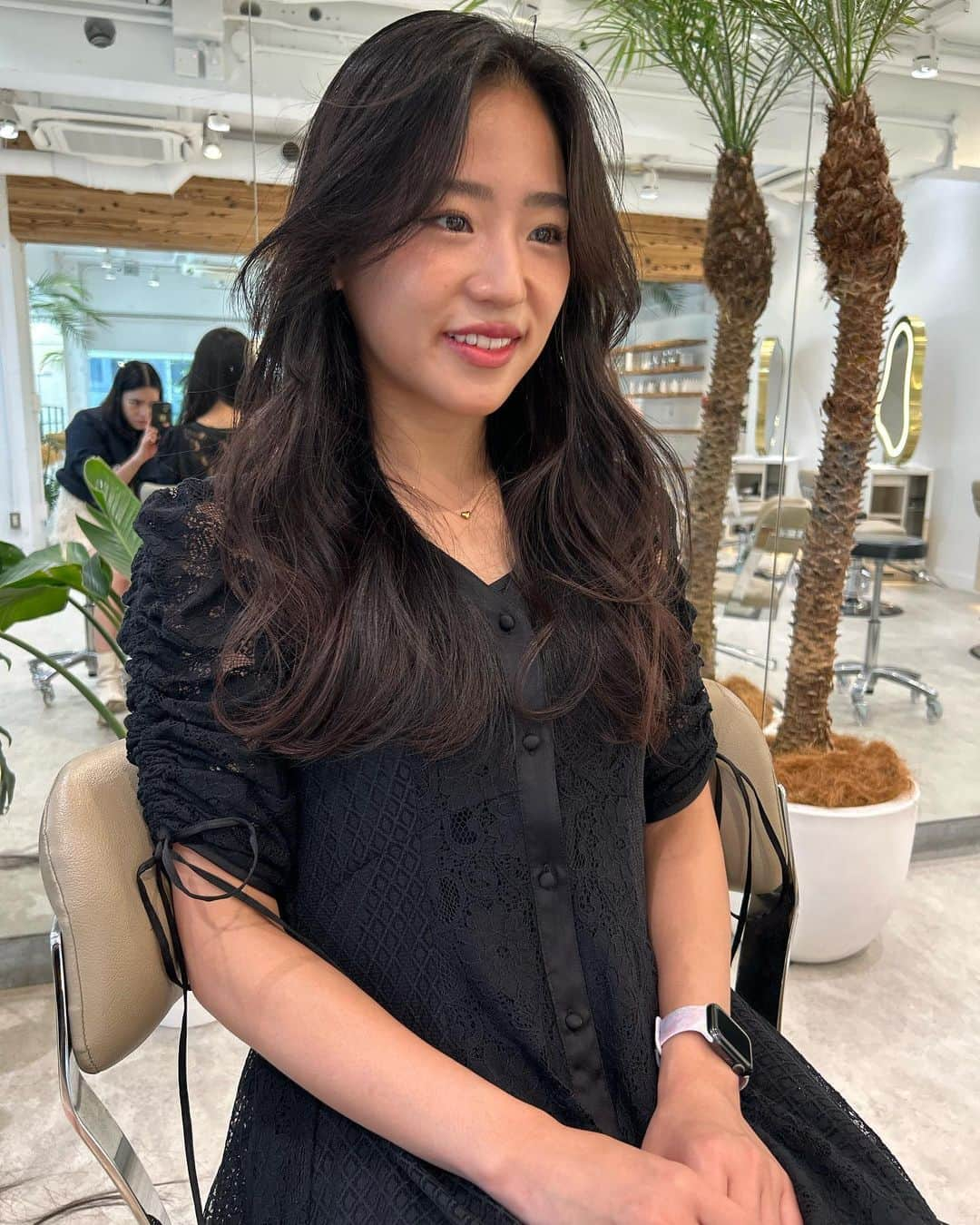 仲川遥香さんのインスタグラム写真 - (仲川遥香Instagram)「New hair💇🏻‍♀️🫶🏻  #indonesia #jakarta #newhair #hiar #salon #ジャカルタ生活 #一時帰国 #カット #仲川遥香」9月2日 11時48分 - haruuuu_chan