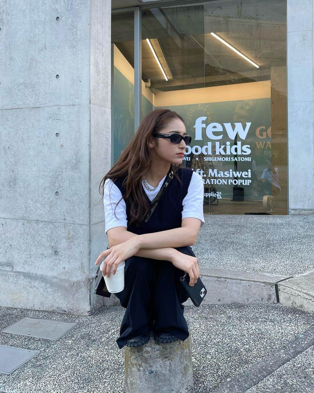 RAMIKAさんのインスタグラム写真 - (RAMIKAInstagram)「September🍂☕️🗞 9月半ばまで30°超えるみたい。 だ ...