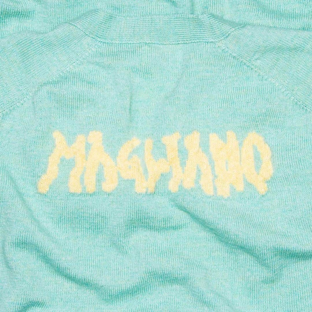 Bshop officialさんのインスタグラム写真 - (Bshop officialInstagram)「MAGLIANO 洋服の基本的な枠組みを改めて考え直した、アートのようなユニークなデザインが特徴の「MAGLIANO（マリアーノ）」。 一見奇抜でモードなデザインが印象的ですが、ベースとなっているのはトラディショナルでベーシックな洋服。 ビショップとも通ずる「MAGLIANO」の世界観を、今季のセレクトアイテムともマッチするラインナップで展開します。  @magliano.insta   #magliano  #23aw #bshop」9月2日 12時38分 - bshop_official