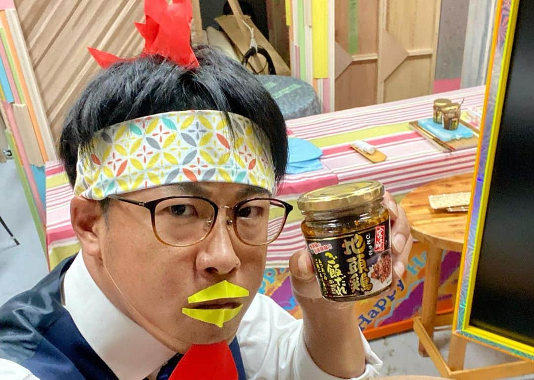 新山大さんのインスタグラム写真 - (新山大Instagram)「コケーコッコッコ、コケコー！クックドゥードゥルドゥー！コケコッコー🐓 訳(みんな怖がらないで。僕は地頭鶏の美味しさを広めたくて宮崎の養鶏場から脱走して来たニワトリだよ。地頭鶏ご飯だれ召し上がれ！)  #ABA #ハッピィ #お取り寄せハンター #ご飯のお供 #ニワトリ #地頭鶏 #地頭鶏ご飯だれ #宮崎県」9月2日 13時20分 - dai_niiyama