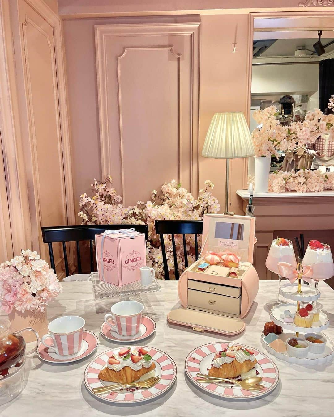 織田エリカのグルメインスタ