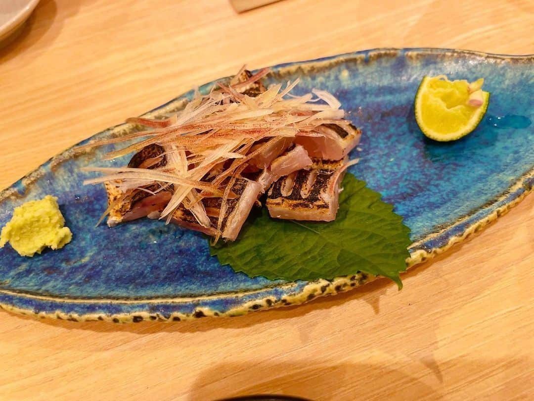 七海のインスタグラム：「今回も行けた🐟💙  相変わらずお蕎麦美味しかった...🤤  博多のお気に入りのお店です🌻」