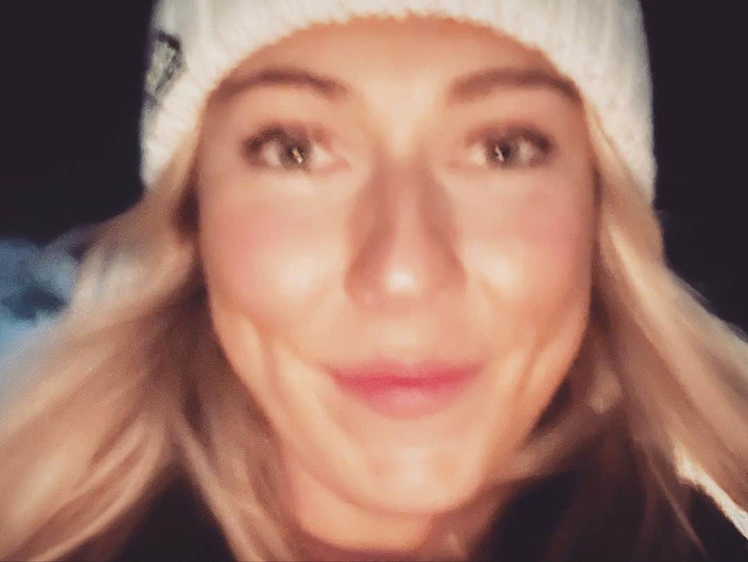 ミカエラ・シフリンのインスタグラム：「A week so far…☺️」