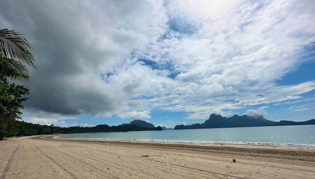 志保さんのインスタグラム写真 - (志保Instagram)「✈️🇵🇭🏝️ 小分けで思い出ちょこちょこあげさせてナ #philippine #elnido #palawan」9月2日 14時05分 - shiho__official