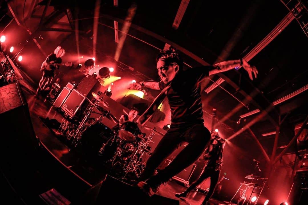 MAH さんのインスタグラム写真 - (MAH Instagram)「#JACKPOTJUICER US TOUR Day 6 at Revolution Concert House Garden City, ID.  #SiM #SiMUSTOUR #PLAYDEAD  📷 @koheisuzukiphoto」9月2日 15時02分 - mahfromsim