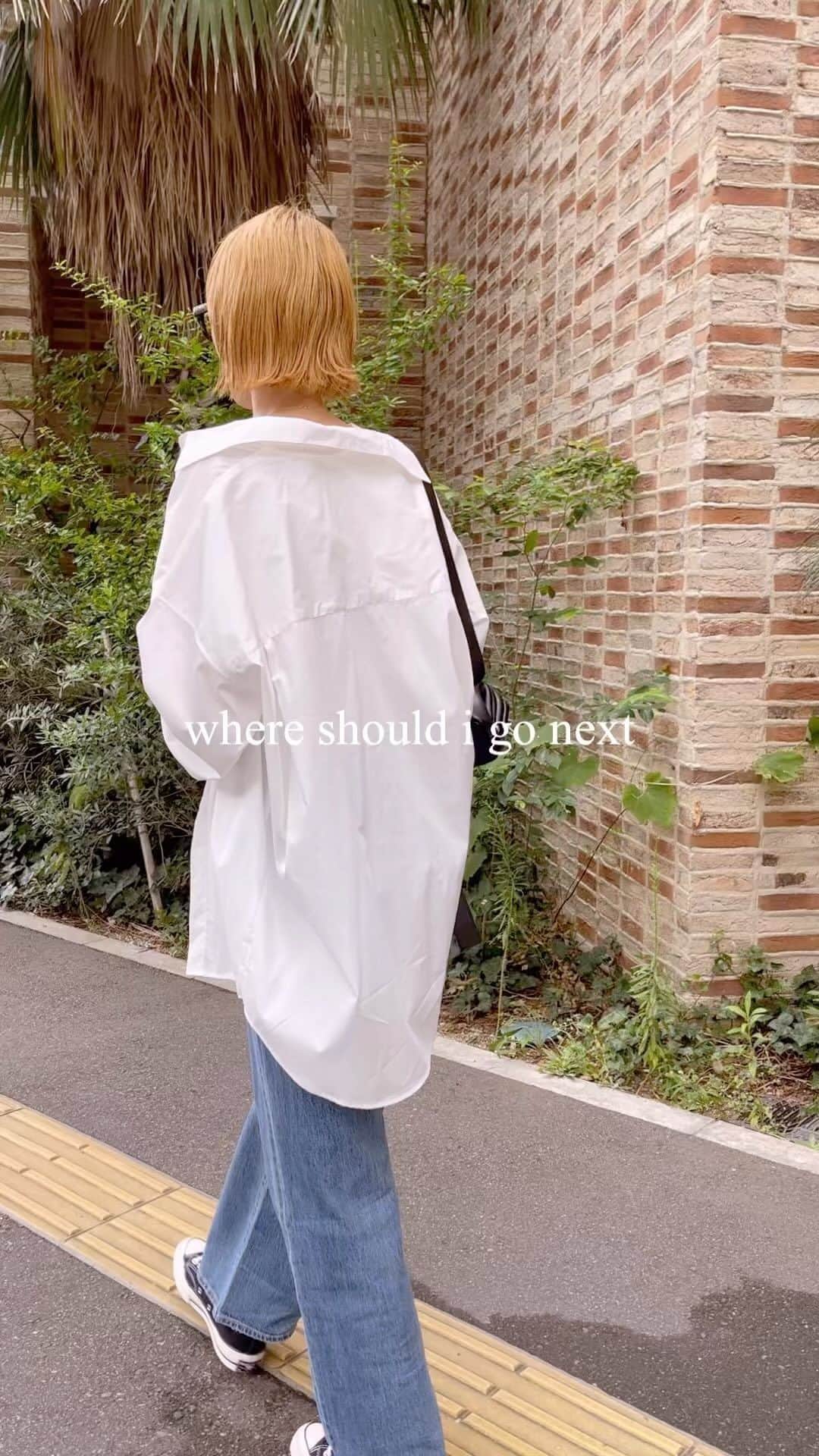 maai0528のインスタグラム：「〻👱🏻‍♀️🐶🥤🌴 HAPPY DAY。 次はどこいこうかな〜🚶 ． ． ． #today  #cafe  #coffeetime  #Levis #MOUSSY #osoi」