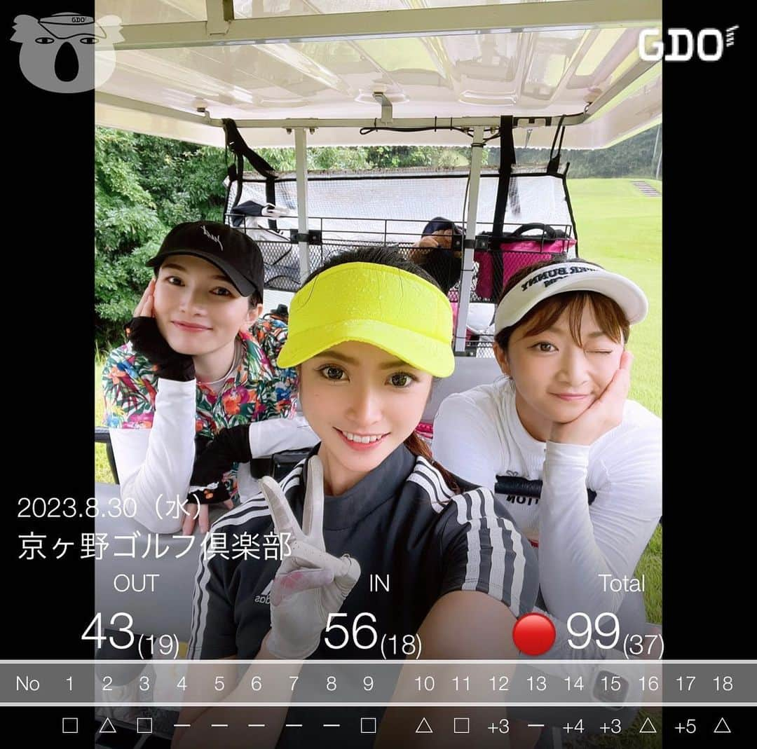 中田有美のインスタグラム：「初3人でラウンド🏌️‍♀️✨ レディースティーからの ハーフベスト更新しました☺️  初めて5連続パーとった✌🏻 ベスト更新も見えてたのに 後半ボロッボロで 結局ベスト更新ならず🤣  二人のお陰で リズムよくまわれるけん スコアもついてきてる🥳  また次回に持ち越し⛳️  2人は定期的に ラウンド行ってくれる数少ない 可愛くて自慢の大好きな友達☺️💓  楽しすぎていつも終わる頃には 次回のラウンド予定まで 待ちきれんくなっとる🥹  また次も楽しみすぎる〜🎉  #ゴルフ女子 #ゴルフスコア記録 #ハーフベスト更新  #東海ゴルファー #三重ゴルフ女子 #京ヶ野ゴルフ倶楽部」