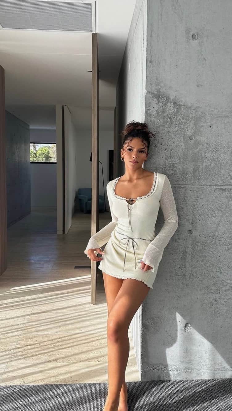 tiger Mistのインスタグラム：「Make the Aminah Dress yours with 30% OFF! 🤍As seen on @jasminettavares」