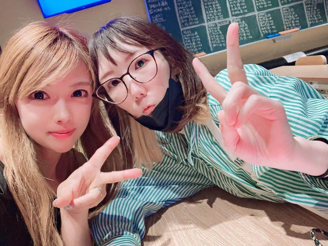 瀬名あゆむさんのインスタグラム写真 - (瀬名あゆむInstagram)「約18年ぶりくらいに会った♡ （20年ぶりって書こうかなって迷った笑）  #久しぶりの再会 #仲良し #仲良くしてくれてありがとう」9月2日 18時07分 - sena_ayumu