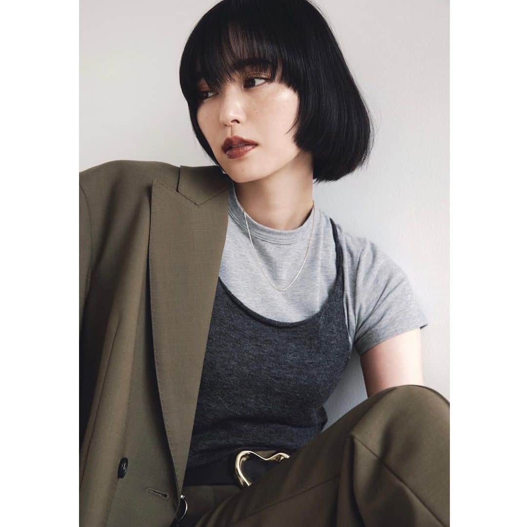 佐川理佳のインスタグラム：「@mileyuuuuu 🤎🤎🤎 @otsuka_misuzu  @michie_suzuki_  @cazuco  @ako_akonabe  @rikasagawa  @baila_magazine」