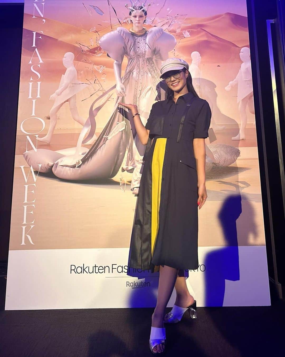 せいなのインスタグラム：「👗Rakuten Fashion Week👗 ( @rakutenfwt ) . . 今年も始まりました✨ ショーを観に行くのも好きだから、 毎年楽しみ🌹✨ . . この日は、フィリピンのブランド🇵🇭 @benchtm のショーでした✨ 可愛い衣装がたくさんでドストライクだったなあぁ❤️✨ . . ショーの後は、獺祭( @dassaisake )も頂きました😍❤️✨おいしかったぁ💕 . . ワンピースは @united_tokyo 👗💛💛💛 . . #コレクション ファッションショー #ファッション #楽天ファッションウィーク #オシャレ #モデル #着物 #日本 #渋谷 #ポートレート #オシャレさんと繋がりたい #model #rakutenfashionweektokyo #tokyo #shibuya #photo #fashion  #fashionweek #colection #onepiece #tokyofashion」