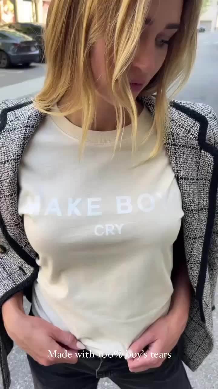 のインスタグラム：「Shop our Make Boys Cry Jamie Tee, made with 100% boys tears 😉⁠ ⁠ #wildfoxcouture」