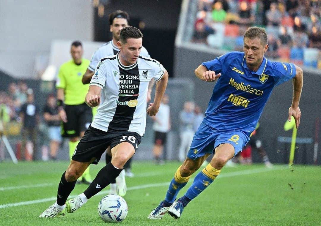 フロリアン・トヴァンのインスタグラム：「Never give up 👊🏻 Forza @udinesecalcio」