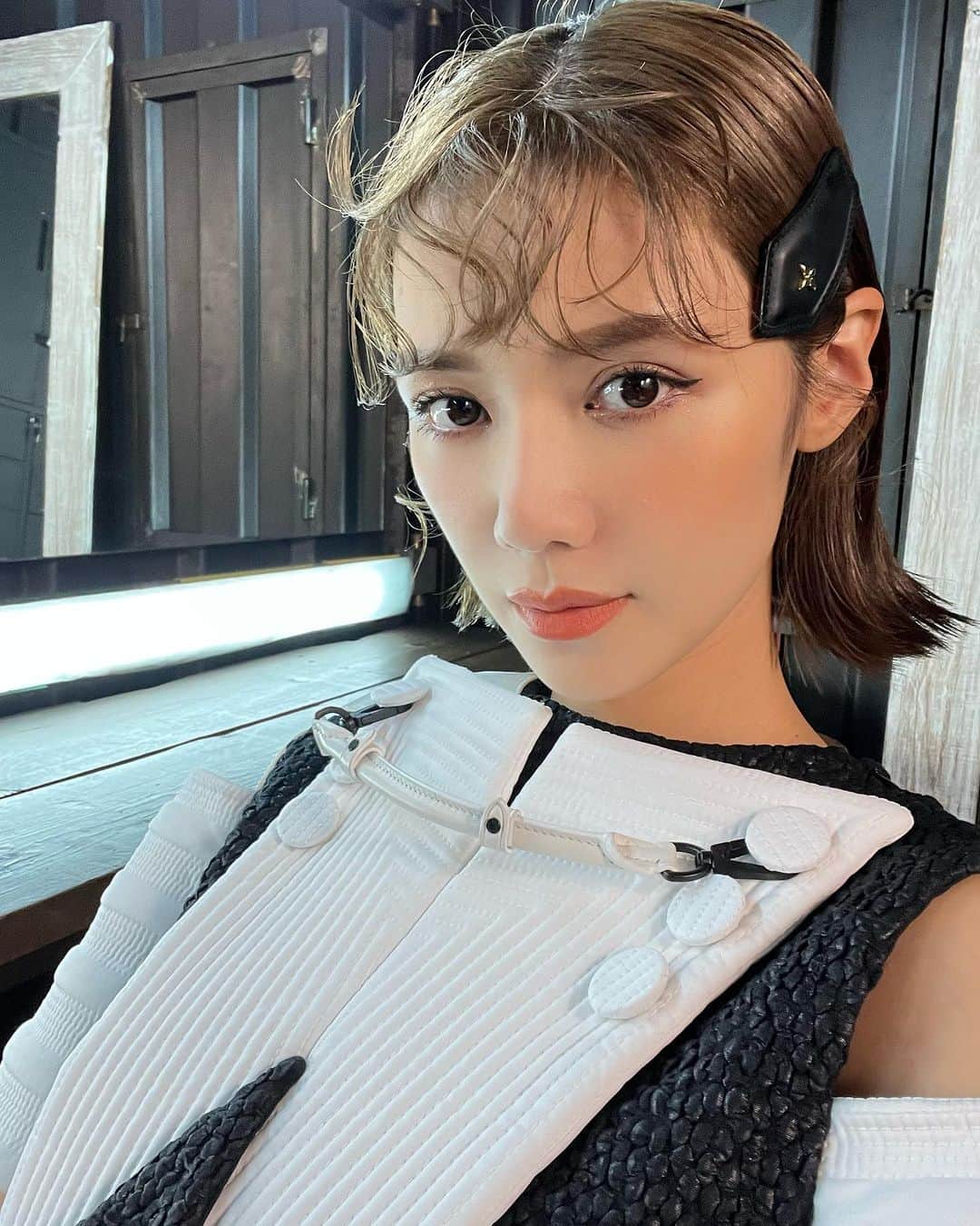 Elva Niのインスタグラム：「Summer holiday finished in a blink of an eye🥤 #byebyeaugust  #feelsoblessed」