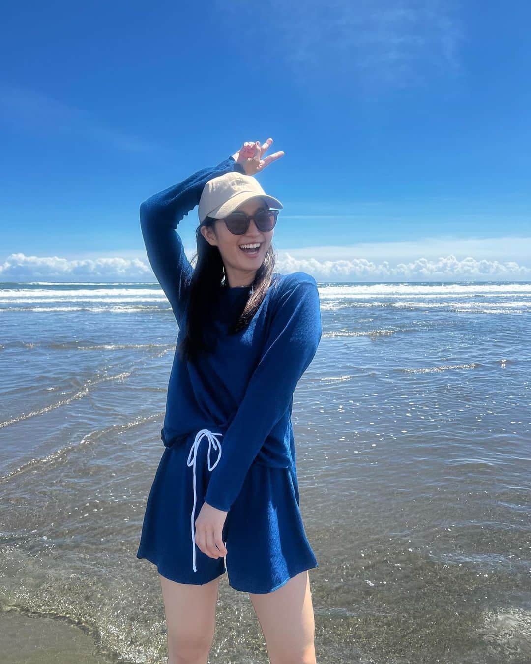花影香音さんのインスタグラム写真 - (花影香音Instagram)「今年初の海🌊 駆け足で夏楽しんでるみたい。  #海」9月2日 20時41分 - canon_0410