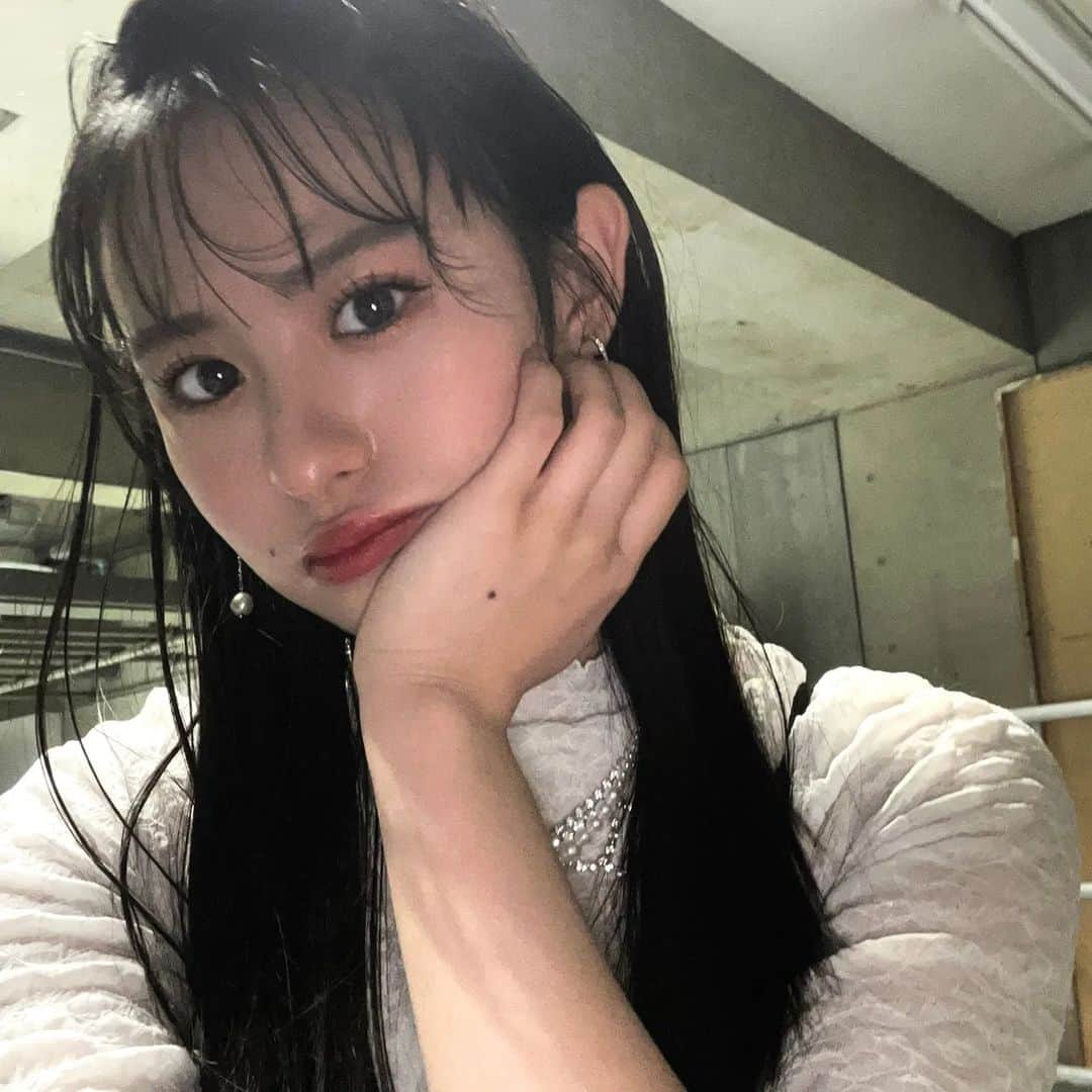 Juice=Juiceさんのインスタグラム写真 - (Juice=JuiceInstagram)「🌸🌸🌸  最近のまとめ🫠  #juicejuice #石山咲良」9月2日 20時52分 - juice_juice_official