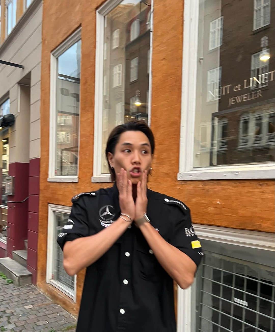 鈴木伸之のインスタグラム：「. 🙀」