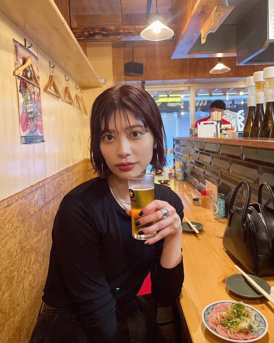 奥田紗都のインスタグラム：「. 最近の美味しいものたち🍺  ⁡ 新潟の居酒屋で食べた大根が忘れられない、、、🍢 ⁡ ⁡ ⁡ 1ヶ月以上生牡蠣食べてないから食べたいなあ🦪 ⁡ ⁡ ⁡ ⁡ ⁡ ⁡ ⁡ #居酒屋グルメ #居酒屋巡り #ビール女子 #ビール #吉祥寺居酒屋 #吉祥寺居酒屋 #新潟居酒屋」