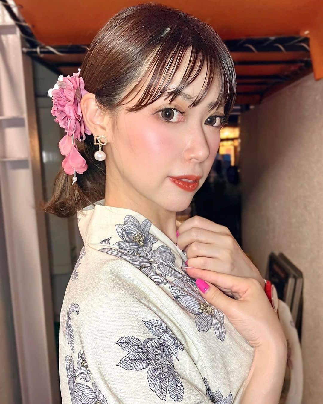 のインスタグラム：「ぬんちゃ🐵🩷 9月もよろしくお願いします🐶✨  【9月出演情報】 ◆4日(月)19:00〜20:00 定期ライブ打ち上げ生配信は、 【ツーショット本音トーク】 ※アーカイブ残ります ◆5日(火)【FUJI BACK Fes】 in栃木県塩谷町自然休養村 ※配信あり‼️ ◆6日(水)笑いの泉 ◆10日(日)初恋村イベント ◆11日(月) ガンバレ⭐︎お笑いフェス ◆18日(月)ショウガールズ定期LIVE３本立て ◆19〜21日15:00〜21:00【生配信】 ◆30日(土)NATURAL HIGH SCHOOL大復活祭ナチュスク  と盛りだくさんなので、要チェックです🩷 ご予約はショウガールズ公式X、又は私のXにリンク貼り付けとくね🥰✨ - また追加は随時更新していくね❣️ -」