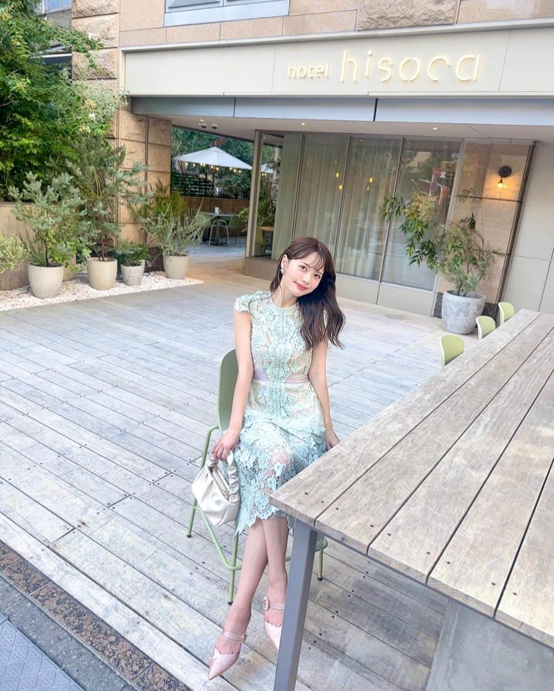 山崎春佳さんのインスタグラム写真 - (山崎春佳Instagram)「👗🤍  めずらしくドレスアップ☺︎ ひさびさにしっかり甘くてきめいめです✧  このミントグリーンな色似合うかな？と思ったけど 意外と肌馴染みよきでした👏🏻  PR @dress_shop_esme  #ワンピースドレス #ドレスワンピース #お呼ばれワンピース #お呼ばれドレス #二次会コーデ #結婚式お呼ばれコーデ #お呼ばれファッション #同窓会コーデ」9月2日 21時57分 - haruka_yamazaki