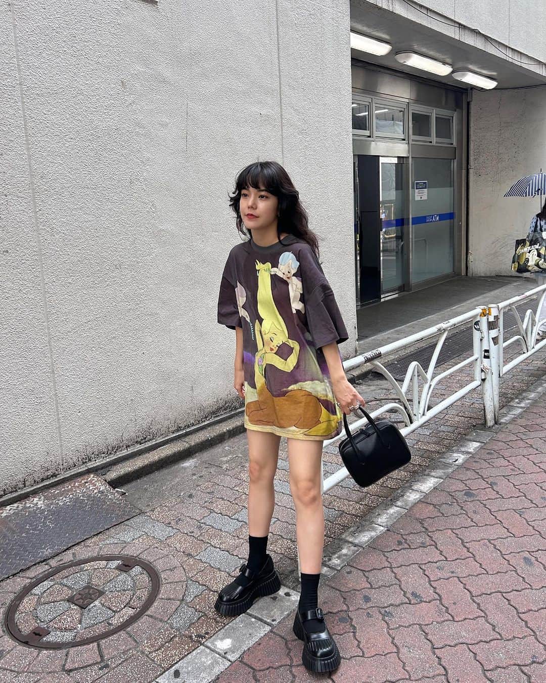 のインスタグラム：「めっかわ🫶💛🩷💚 @yelloshoes_official」
