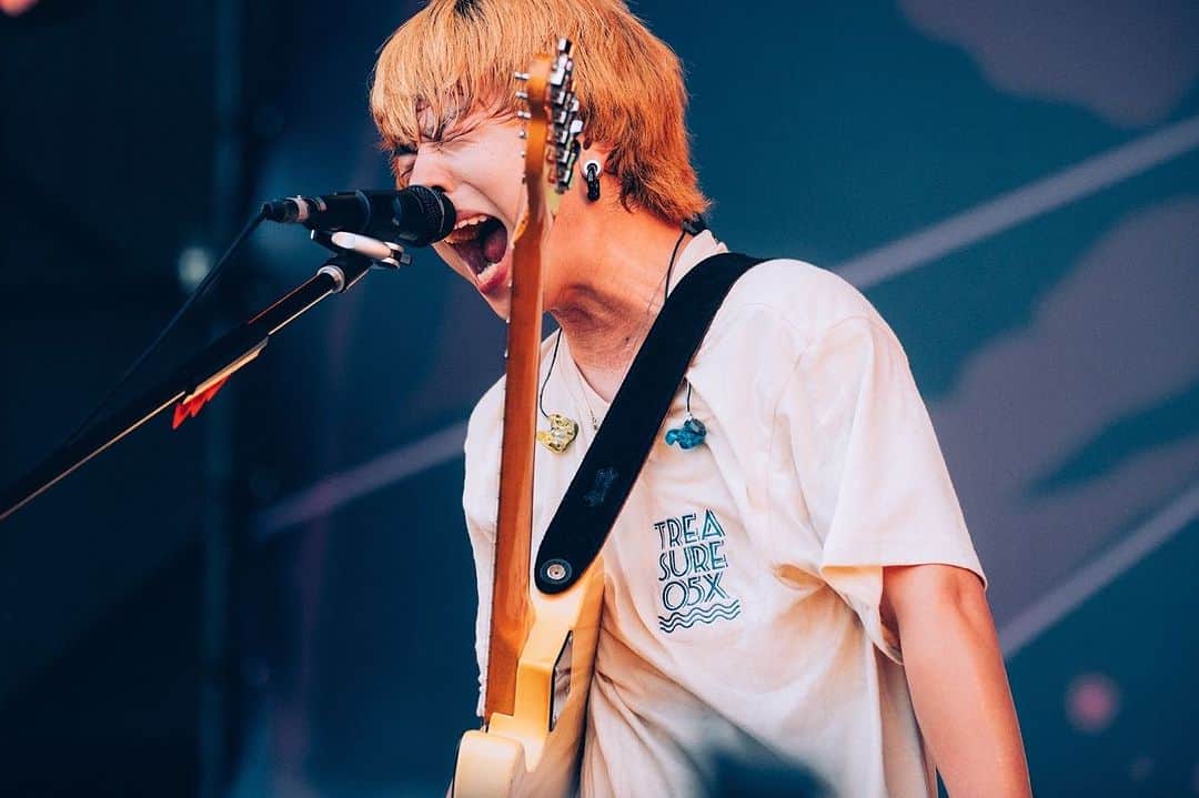 石原慎也のインスタグラム：「TREASURE05X 2023 あなたがメンバーがスタッフがいるからこれからも頑張れます ありがとう！！！  photo by 日吉"JP"純平 @junpeihiyoshi」