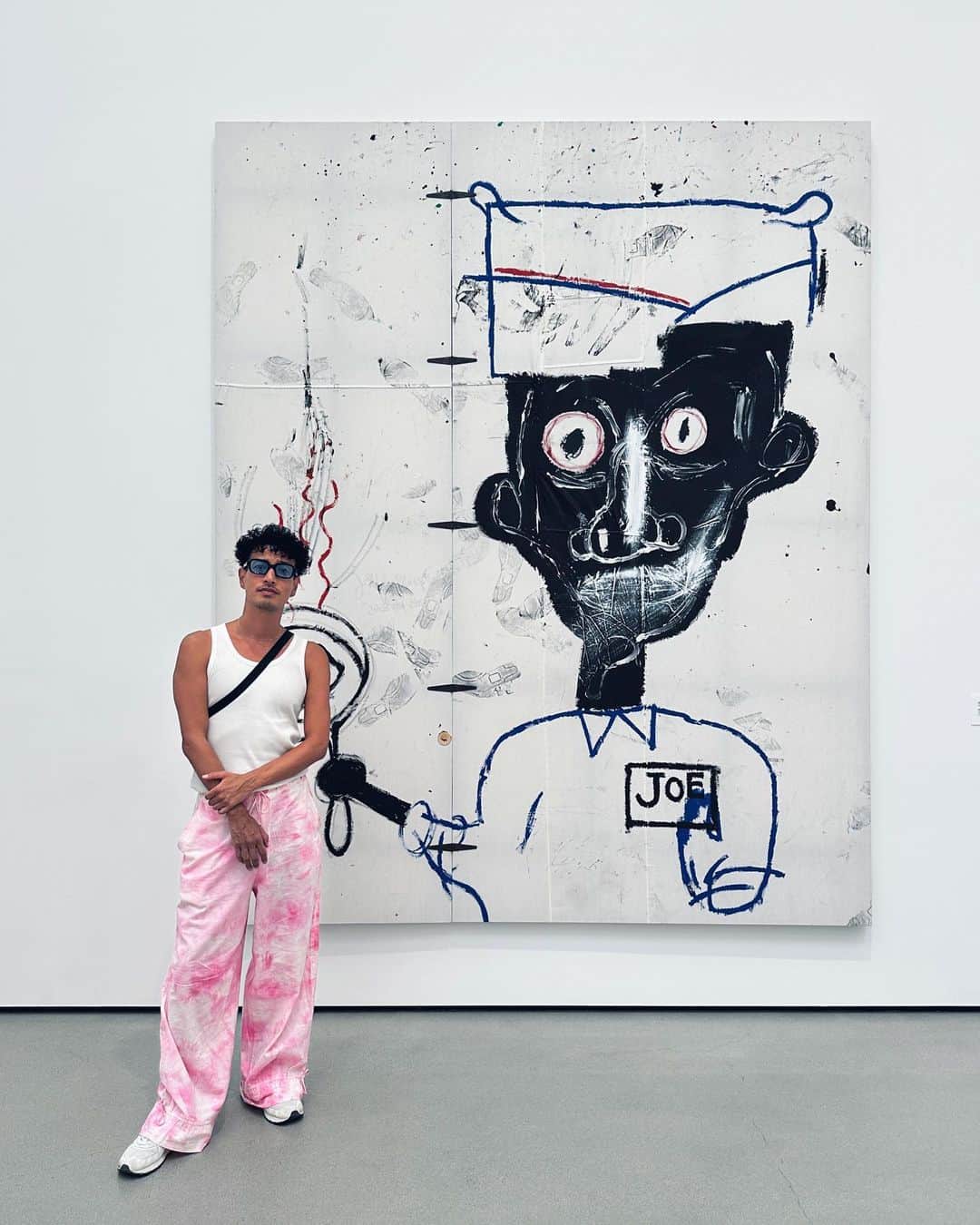 Joeのインスタグラム：「frying pan in his right hand …   右手にフライパンを持った1人のジョーという名の男。 #EyesandEggs #Basquiat   Eyes and Eggs (1983)」
