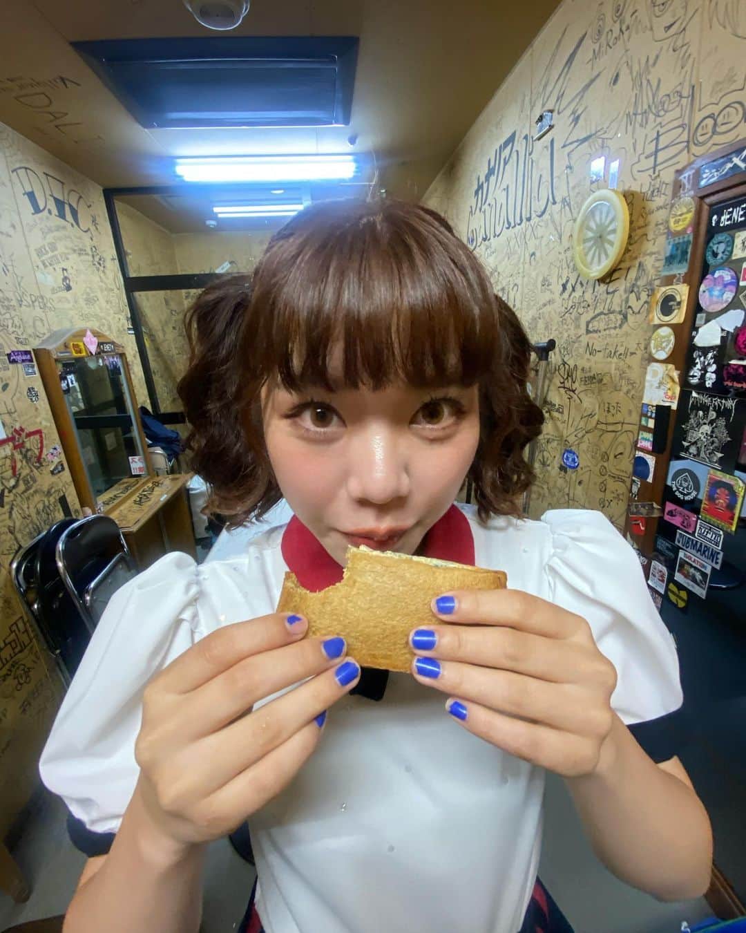 のインスタグラム：「出番10分前」