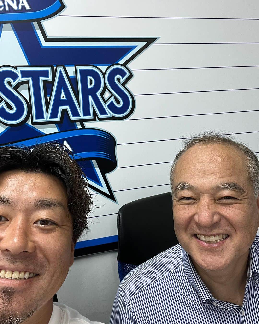 黒羽根利規のインスタグラム：「ベイプラ⚾️ 横浜DeNAベイスターズvs読売ジャイアンツ  #ベイプラ #戸崎貴広　さん #爆勝 #今シーズン #3勝2敗 #勝ち越し決めました #ノストラバネス」