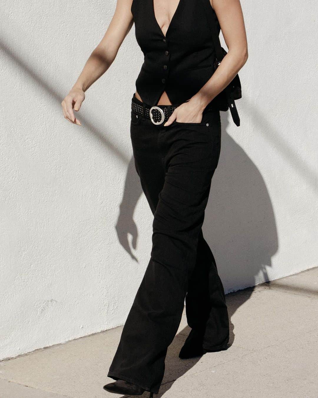 ラグ&ボーンのインスタグラム：「CLEAN TAILORING. Simple lines, simple dressing.」